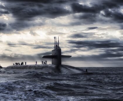 submarine, sea, silhouette-168884.jpg