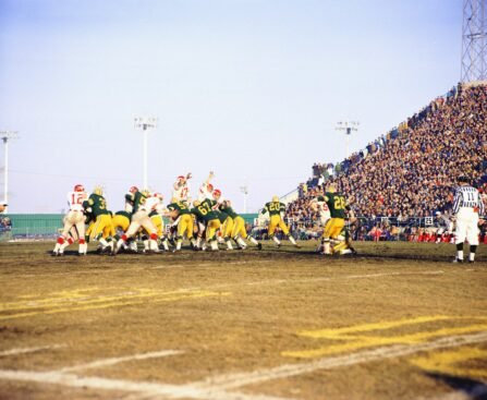 Commanders vs. Packers: Clash of Tradition and Transition