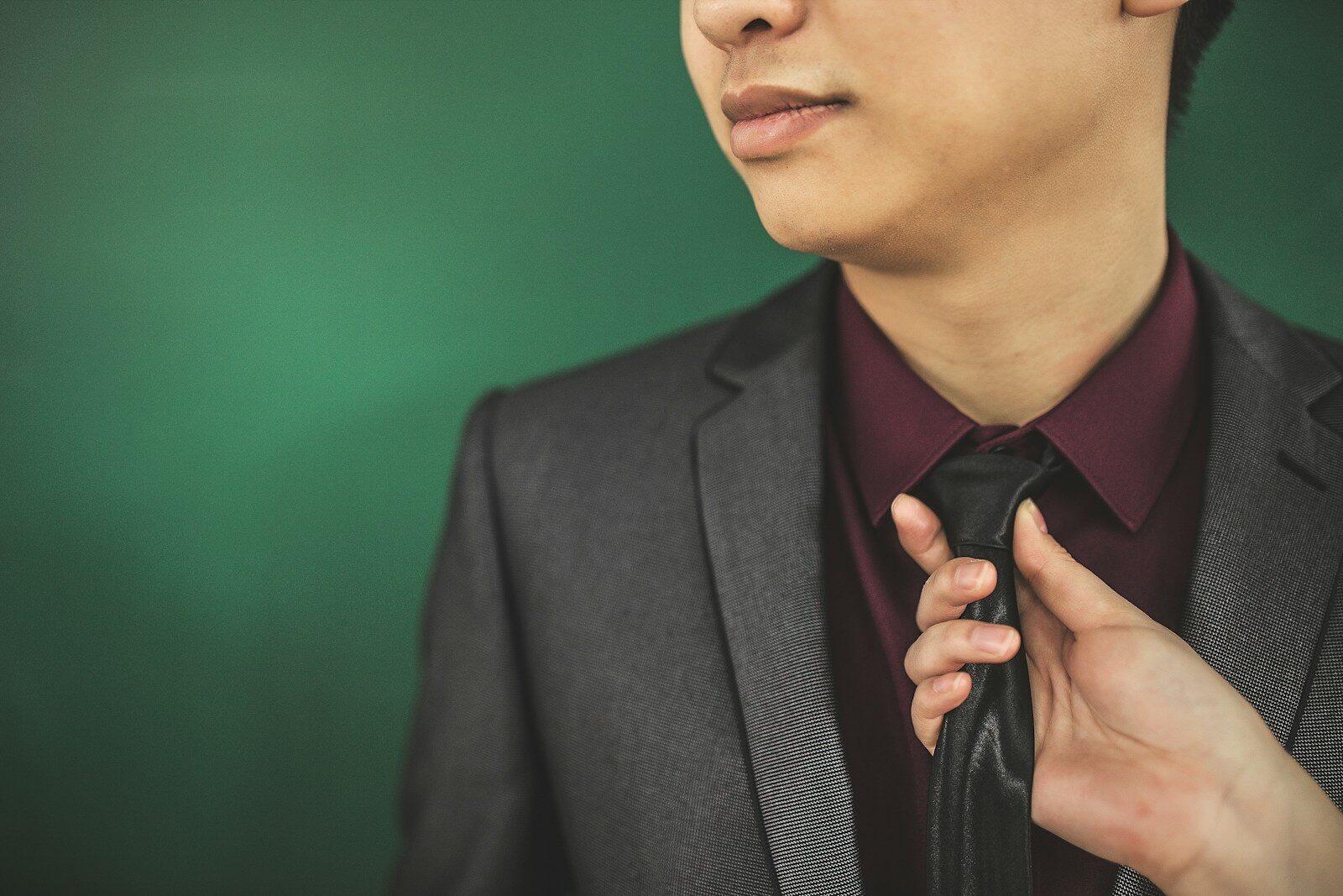 Why “How to Tie a Tie - Quick and Easy” Still Works After Millions of Views
